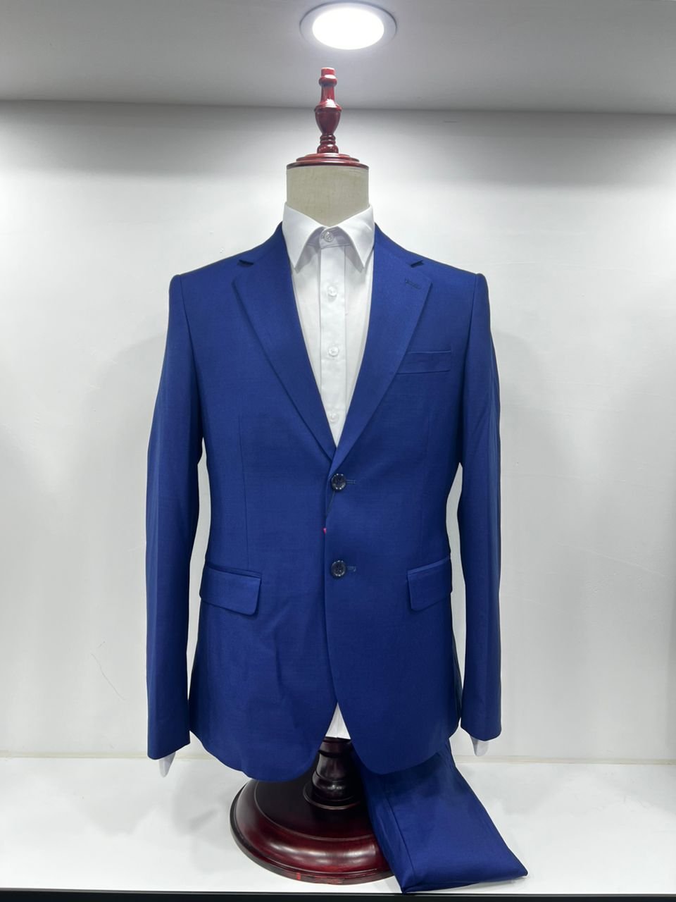 Costume 2 pièces bleu roi